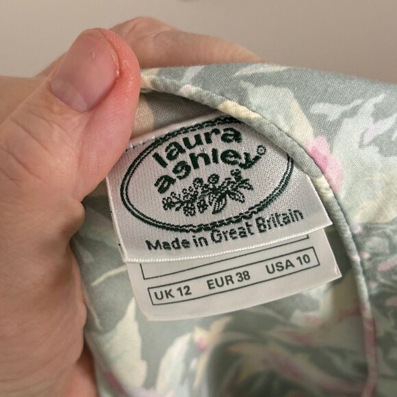 Vintage sage and pink floral Laura Ashley ss dress with piped bodice, US 10 - Picture 15 of 15